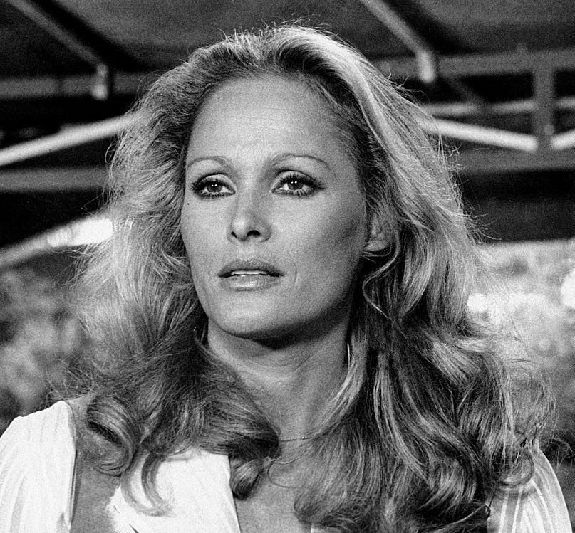 Elyson, TX - Ursula Andress — Wikipédia
